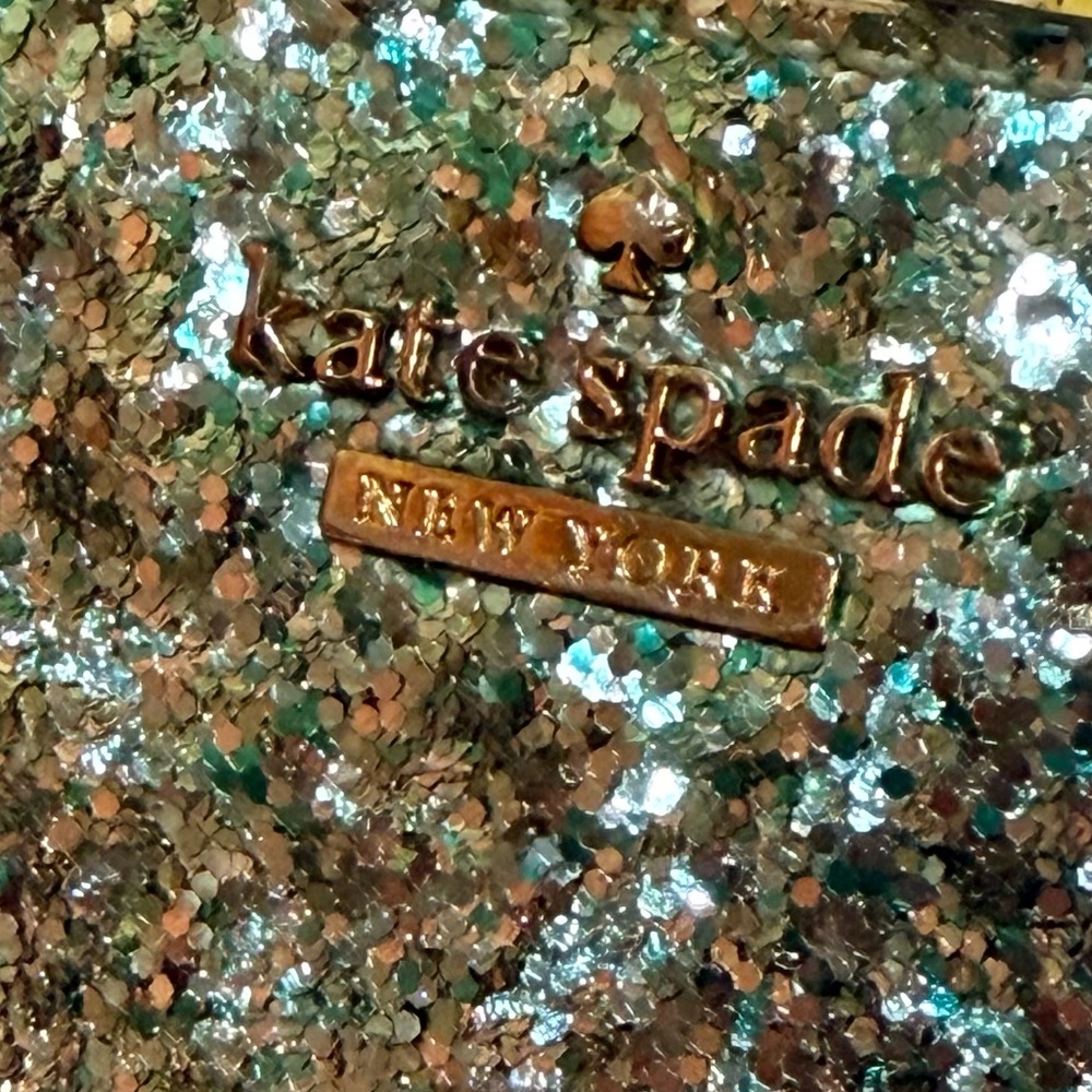 kate spade Green Glitter Zip-Around Wallet with Gold Trim - Picture 3 of 14